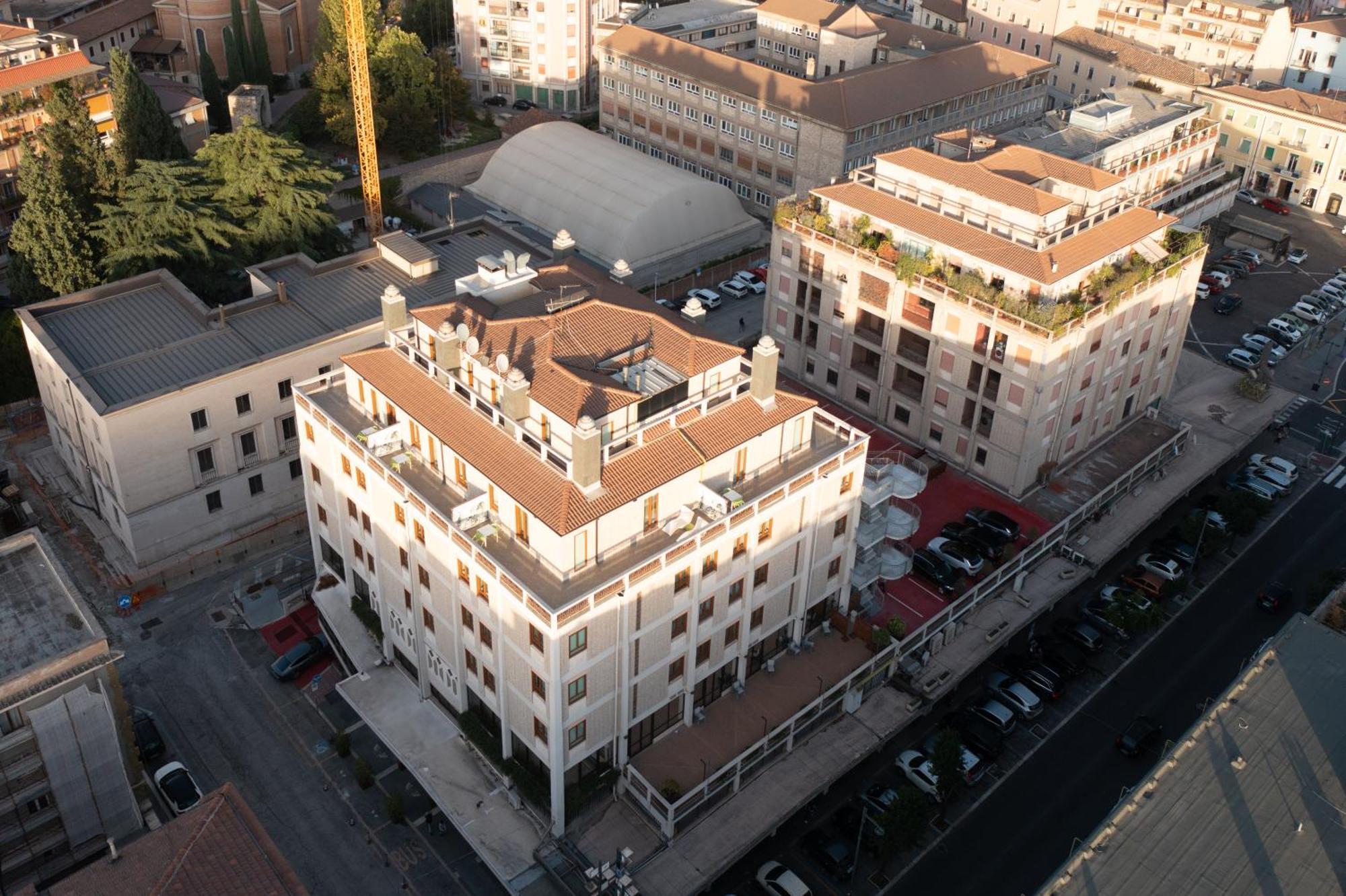 Hotel Valentino Терні Екстер'єр фото