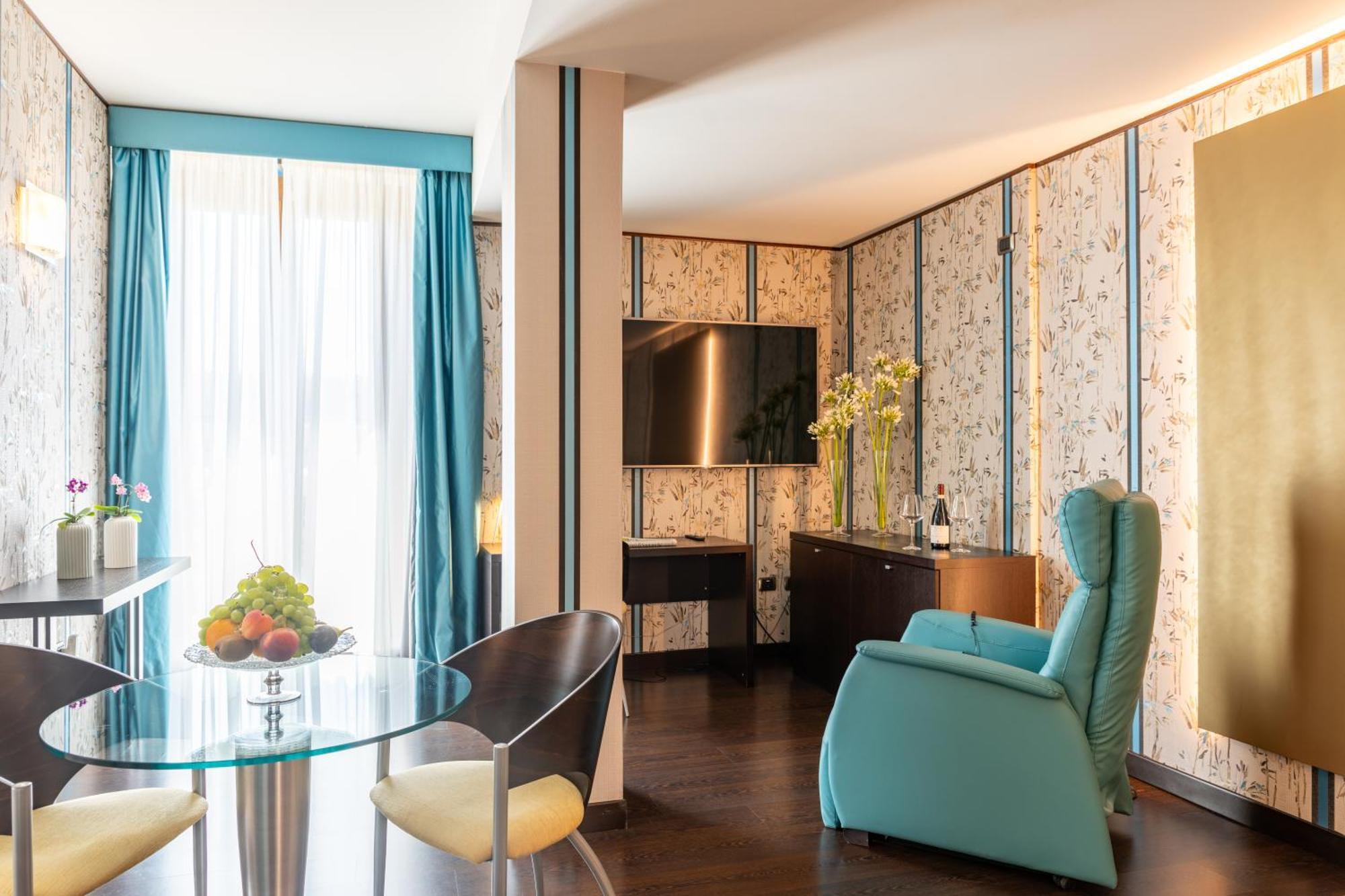 Hotel Valentino Терні Екстер'єр фото
