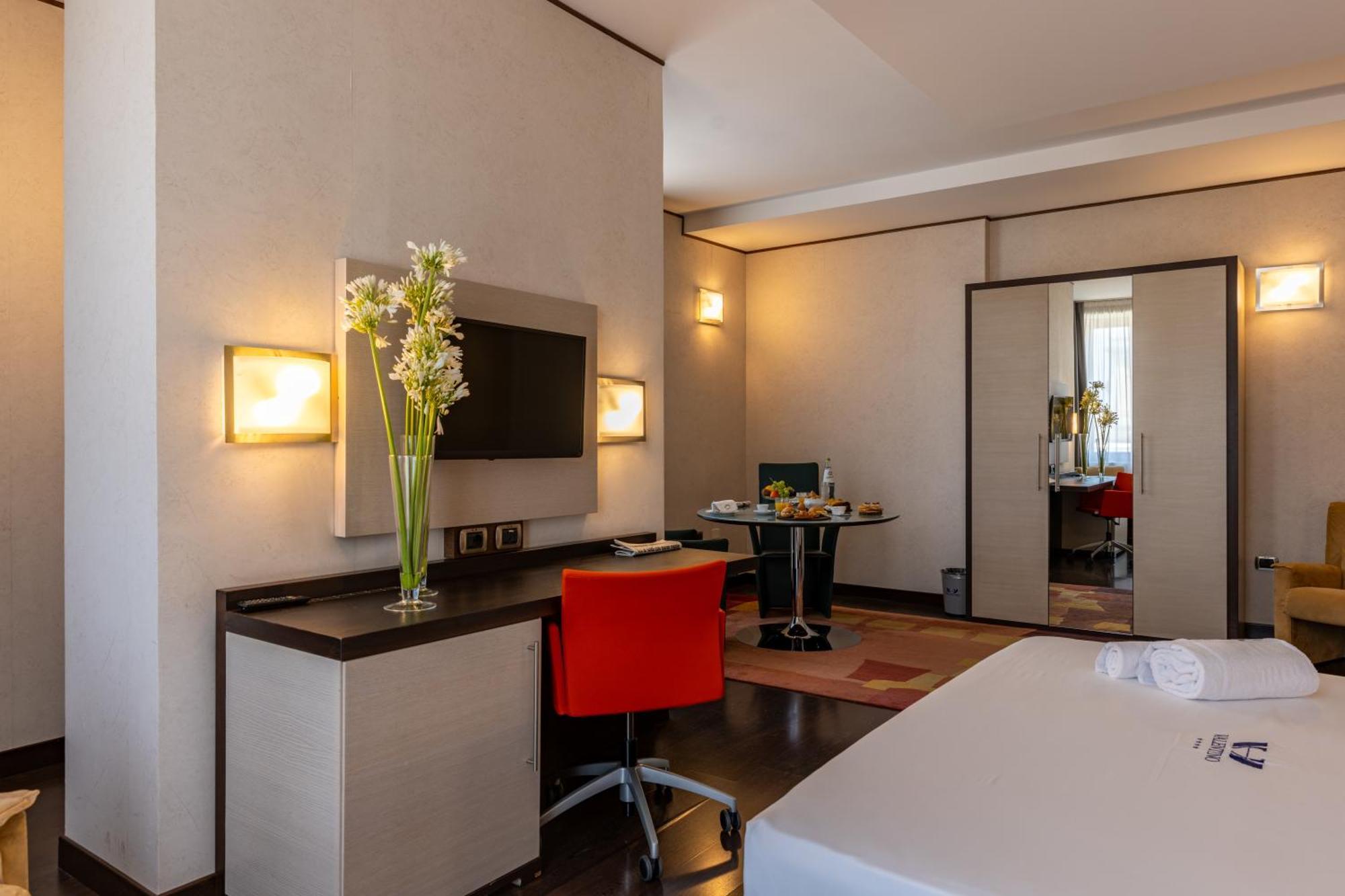 Hotel Valentino Терні Екстер'єр фото