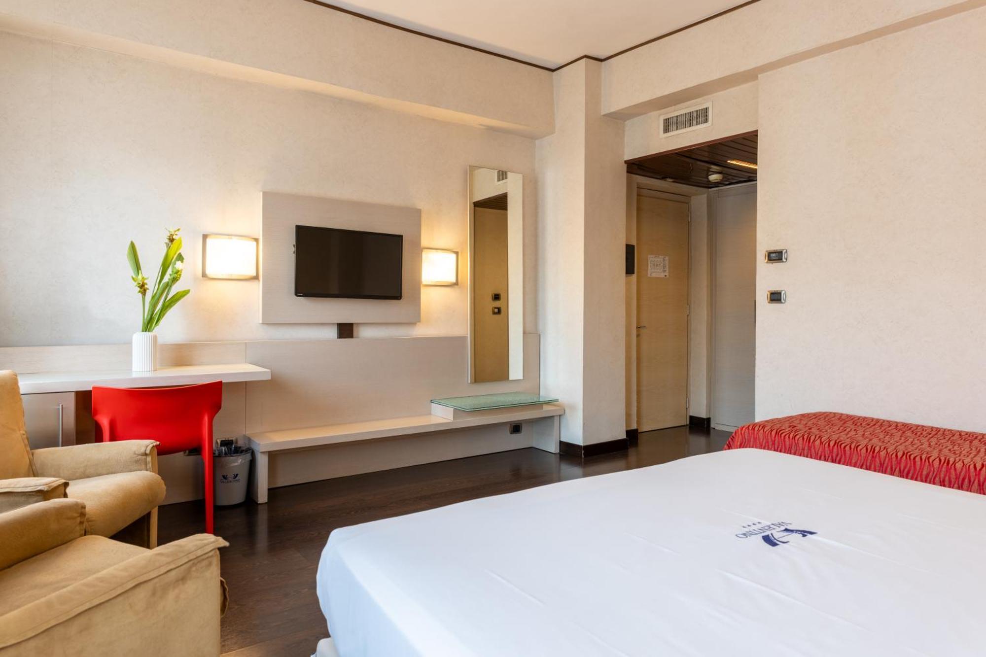 Hotel Valentino Терні Екстер'єр фото